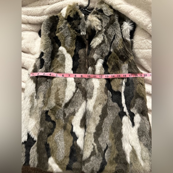 Beautiful multi color vest - Picture 3 of 3